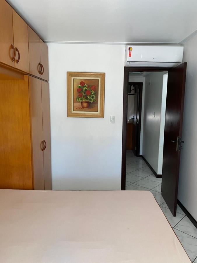 Apartamento Aconchegante Beira Mar em Itapema - Santa Catarina Exterior foto